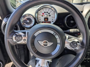 Photo 10 du bon plan MINI Cabrio Cooper 122ch Pack Red Hot Chili occasion à 10990 €