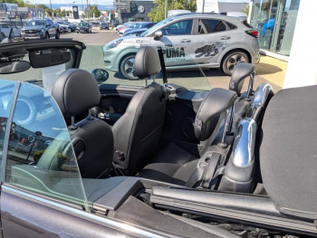 Photo 19 du bon plan MINI Cabrio Cooper 122ch Pack Red Hot Chili occasion à 10990 €