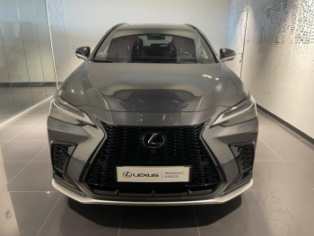 Photo 2 du bon plan LEXUS NX 450h+ F SPORT Executive 4WD MY24 occasion à 49990 €