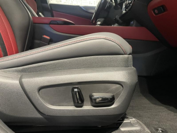 Photo 23 du bon plan LEXUS NX 450h+ F SPORT Executive 4WD MY24 occasion à 49990 €