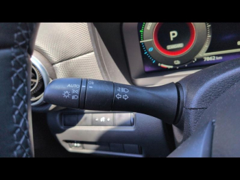 Photo 35 du bon plan NISSAN Juke 1.6 Hybrid 143ch N-Connecta 2023.5 occasion à 23490 €