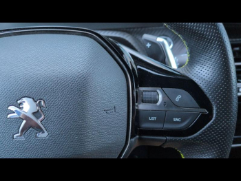 Photo 41 du bon plan PEUGEOT 2008 1.2 PureTech 130ch S&S GT Line EAT8 7cv occasion à 14900 €