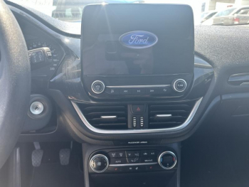 Photo 8 du bon plan FORD Fiesta 1.1 75ch Cool & Connect 5p occasion à 10860 €