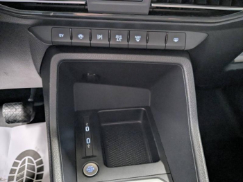 Photo 10 du bon plan FORD Transit Connect VUL L2 1.5 EcoBoost 150ch PHEV Trend BVA6 24991.67? ht occasion à 29990 €