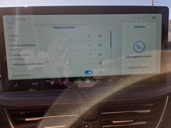 Photo 24 du bon plan FORD Kuga 2.5 Duratec 180ch Hybrid FlexiFuel Active Powershift occasion à 29900 €