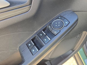 Photo 29 du bon plan FORD Kuga 2.5 Duratec 180ch Hybrid FlexiFuel Active Powershift occasion à 29900 €