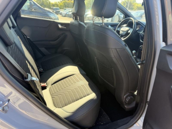 Photo 34 du bon plan FORD Puma 1.0 Flexifuel 125ch S&S mHEV ST-Line X Gold Edition occasion à 19989 €