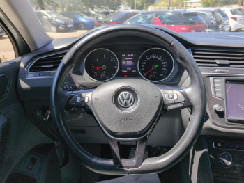 Photo 23 du bon plan VOLKSWAGEN Tiguan 2.0 TDI 150ch BlueMotion Technology Confortline Business DSG7 occasion à 17490 €