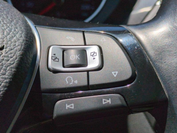 Photo 31 du bon plan VOLKSWAGEN Tiguan 2.0 TDI 150ch BlueMotion Technology Confortline Business DSG7 occasion à 17490 €