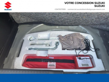 Photo 20 du bon plan SUZUKI Swift 1.2 Dualjet Hybrid 83ch Pack AllGrip occasion à 14900 €