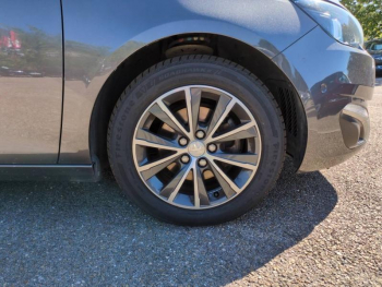 Photo 10 du bon plan PEUGEOT 308 1.2 PureTech 130ch S&S Allure EAT6 occasion à 7490 €