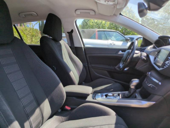 Photo 13 du bon plan PEUGEOT 308 1.2 PureTech 130ch S&S Allure EAT6 occasion à 7490 €