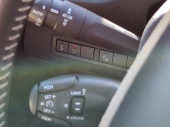 Photo 26 du bon plan PEUGEOT 308 1.2 PureTech 130ch S&S Allure EAT6 occasion à 7490 €