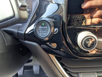 Photo 13 du bon plan FORD Fiesta 1.0 EcoBoost 100ch Stop&Start Titanium 5p Euro6.2 occasion à 11490 €