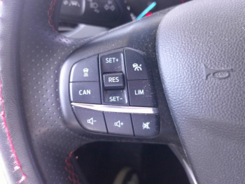 Photo 16 du bon plan FORD Focus 1.0 Flexifuel 125ch mHEV ST-Line DESIGN 3 occasion à 18590 €