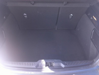 Photo 24 du bon plan FORD Focus 1.0 Flexifuel 125ch mHEV ST-Line DESIGN 3 occasion à 18590 €