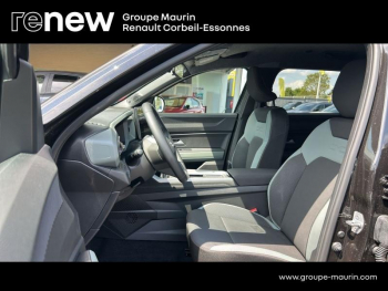 Photo 19 du bon plan DACIA Bigster 1.8 hybrid 155ch Extreme occasion à 31490 €