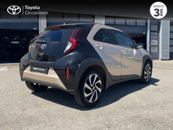 Photo 18 du bon plan TOYOTA Aygo X 1.0 VVT-i 72ch Design S-CVT MY24 occasion à 14990 €