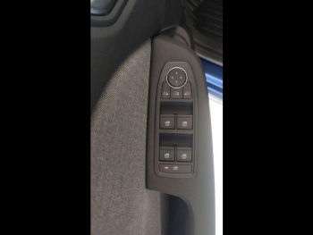 Photo 17 du bon plan RENAULT Clio 1.6 E-Tech 145ch full hybrid Techno - 24 occasion à 19990 €