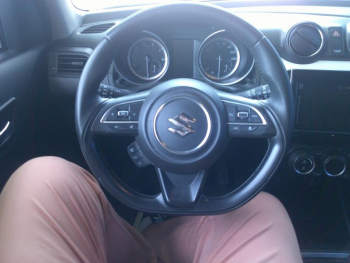 Photo 5 du bon plan SUZUKI Swift 1.2 Dualjet Hybrid 90ch Pack Allgrip Euro6d-T occasion à 12590 €