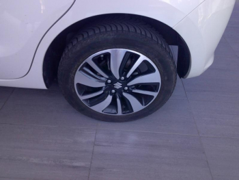 Photo 21 du bon plan SUZUKI Swift 1.2 Dualjet Hybrid 90ch Pack Allgrip Euro6d-T occasion à 12590 €