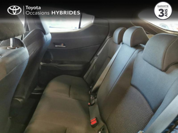 Photo 7 du bon plan TOYOTA C-HR 122h Dynamic 2WD E-CVT RC18 occasion à 17990 €