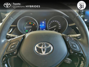 Photo 12 du bon plan TOYOTA C-HR 122h Dynamic 2WD E-CVT RC18 occasion à 17990 €