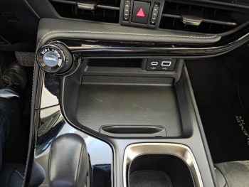 Photo 11 du bon plan LEXUS NX 350h Pack 2WD MY24 occasion à 43490 €
