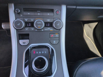 Photo 28 du bon plan LAND-ROVER Range Evoque Cab 2.0 TD4 180 HSE Dynamic BVA Mark III occasion à 26490 €