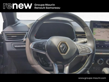 Photo 20 du bon plan RENAULT Clio 1.6 E-Tech hybride 145ch Engineered occasion à 16800 €