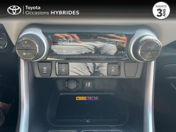 Photo 18 du bon plan TOYOTA RAV4 2.5 Hybride 218ch Lounge 2WD MY23 occasion à 35990 €