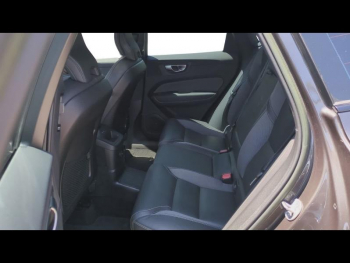 Photo 6 du bon plan VOLVO XC60 T6 AWD 253 + 145ch Plus Style Dark Geartronic occasion à 39900 €