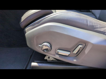 Photo 27 du bon plan VOLVO XC60 T6 AWD 253 + 145ch Plus Style Dark Geartronic occasion à 39900 €