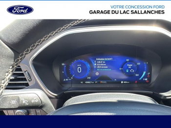 Photo 8 du bon plan FORD Kuga 2.5 Duratec 190ch FHEV Vignale BVA i-AWD occasion à 26990 €