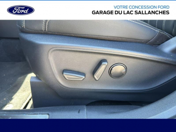 Photo 20 du bon plan FORD Kuga 2.5 Duratec 190ch FHEV Vignale BVA i-AWD occasion à 26990 €