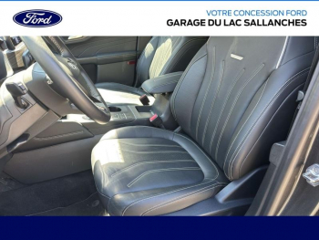 Photo 22 du bon plan FORD Kuga 2.5 Duratec 190ch FHEV Vignale BVA i-AWD occasion à 26990 €