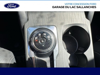 Photo 25 du bon plan FORD Kuga 2.5 Duratec 190ch FHEV Vignale BVA i-AWD occasion à 26990 €