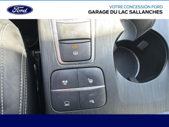 Photo 26 du bon plan FORD Kuga 2.5 Duratec 190ch FHEV Vignale BVA i-AWD occasion à 26990 €