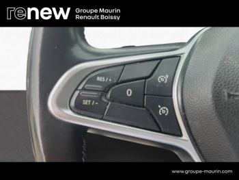 Photo 26 du bon plan RENAULT Captur 1.3 TCe 130ch FAP Intens EDC occasion à 15600 €