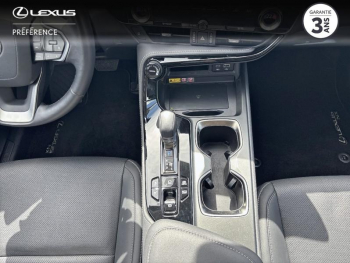Photo 9 du bon plan LEXUS NX 450h+ Luxe 4WD MY25 occasion à 46990 €