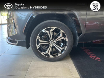Photo 16 du bon plan TOYOTA RAV4 2.5 Hybride Rechargeable 306ch Collection AWD-i MY24 occasion à 48990 €