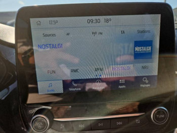 Photo 21 du bon plan FORD Fiesta 1.0 Flexifuel 95ch Titanium Business 5p occasion à 13490 €