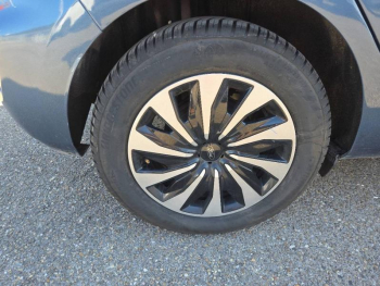 Photo 33 du bon plan FORD Fiesta 1.0 Flexifuel 95ch Titanium Business 5p occasion à 13490 €