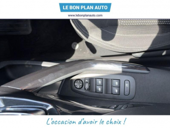 Photo 19 du bon plan PEUGEOT 208 1.6 BlueHDi 100ch Allure 5p occasion à 9799 €