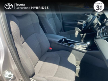Photo 6 du bon plan TOYOTA C-HR 122h Design 2WD E-CVT RC18 occasion à 17790 €