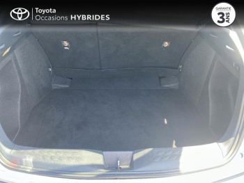 Photo 10 du bon plan TOYOTA C-HR 122h Design 2WD E-CVT RC18 occasion à 17790 €