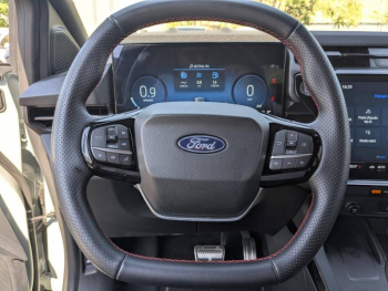 Photo 11 du bon plan FORD Puma 1.0 EcoBoost Hybrid 125ch ST-Line X S&S Powershift occasion à 24989 €