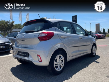 Photo 18 du bon plan HYUNDAI i10 1.0 67ch ECO Intuitive BVR occasion à 10990 €