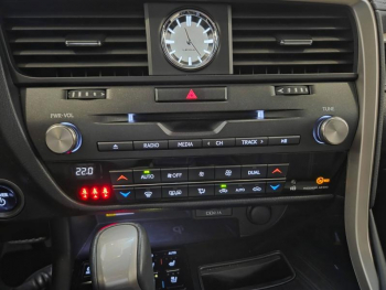 Photo 7 du bon plan LEXUS RX 450h 4WD Luxe MY22 occasion à 44490 €