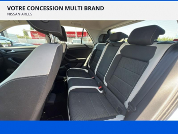 Photo 12 du bon plan VOLKSWAGEN T-Roc 1.5 TSI EVO 150ch Carat occasion à 16990 €